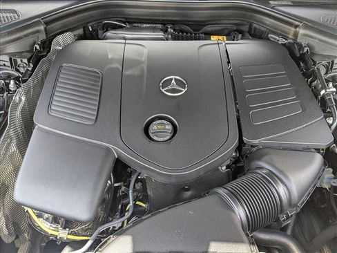 Used 2026 Mercedes-Benz GLC 300 4MATIC image 16