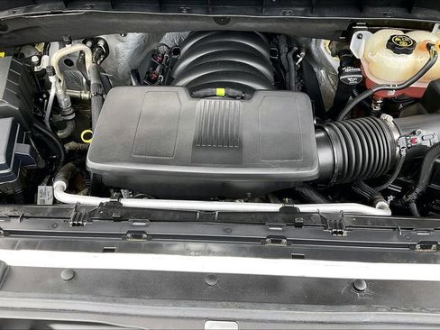 Used 2023 Chevrolet Silverado 1500 LTZ AWD/4WD image 32