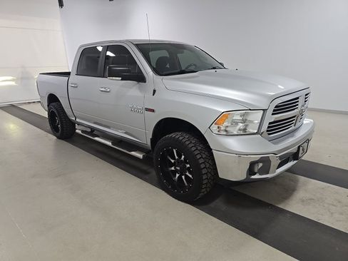 Used 2017 RAM 1500 Big Horn AWD/4WD image 4