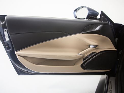 Certified 2024 Ferrari Roma Spider image 11