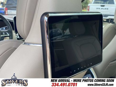 Used 2018 Lincoln Navigator L Reserve w/ Technology Package AWD/4WD image 47