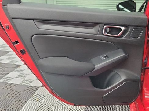 Certified 2025 Honda Civic Sport image 17