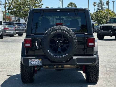 Used 2021 Jeep Wrangler Sport AWD/4WD image 5