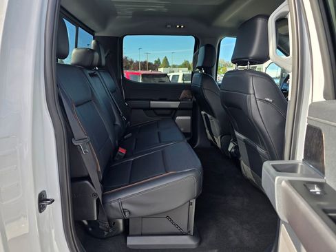New 2026 Ford F350 Lariat w/ FX4 Off-Road Package image 29