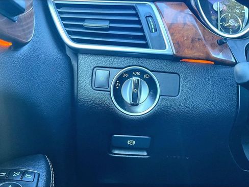 Used 2013 Mercedes-Benz GL 450 4MATIC image 28