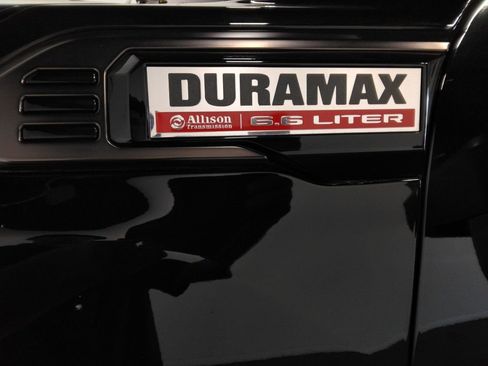 Used 2024 GMC Sierra 2500 AT4X image 52