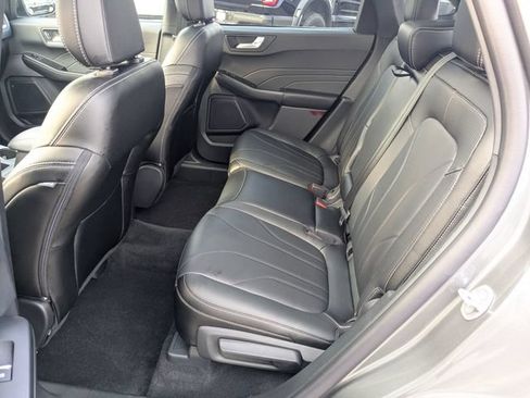 Used 2025 Ford Escape SE w/ PHEV Premium Package FWD image 27