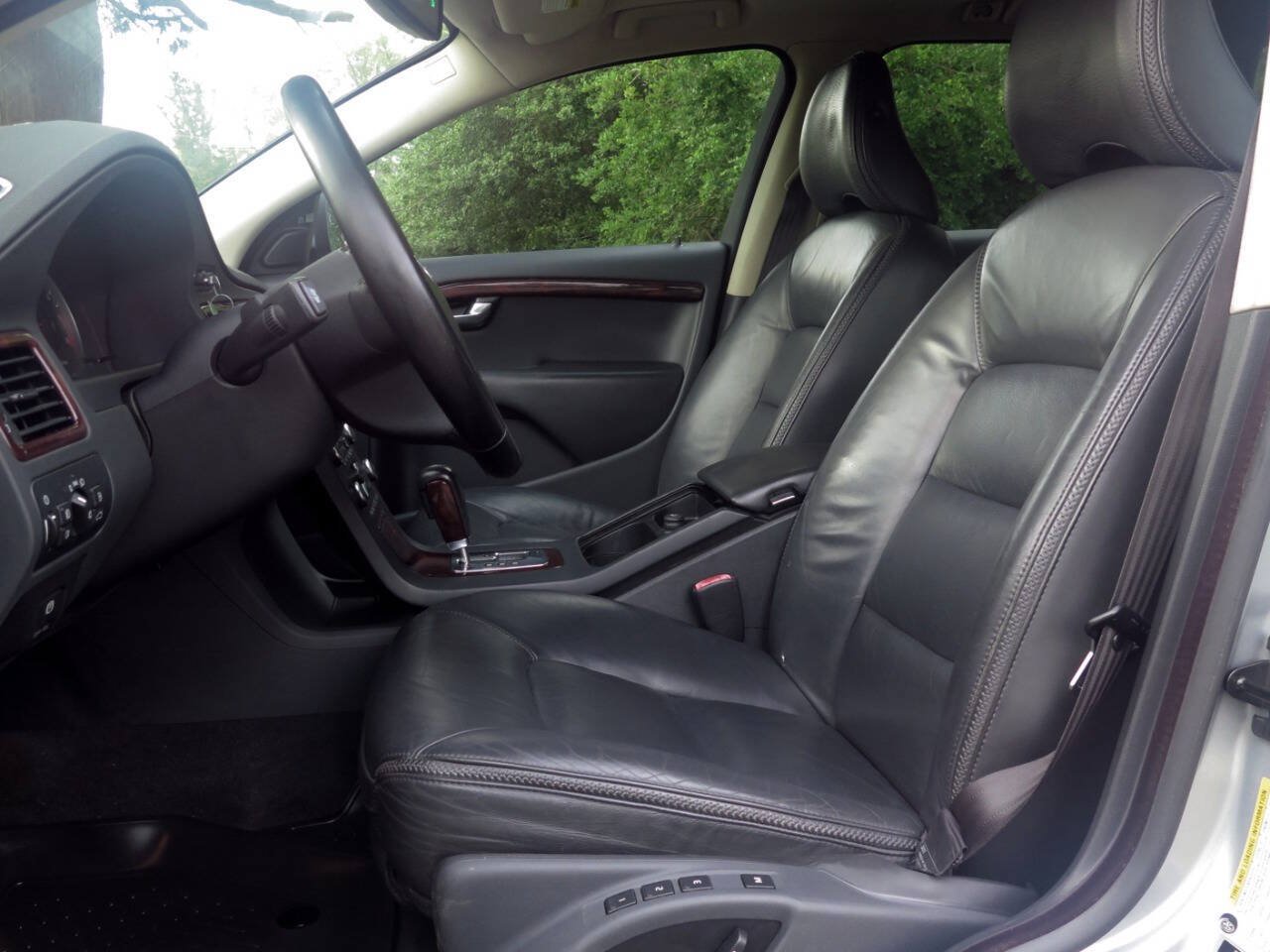Used 2008 Volvo XC70 3.2 AWD/4WD image 28