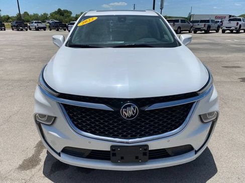Used 2022 Buick Enclave Avenir FWD image 9