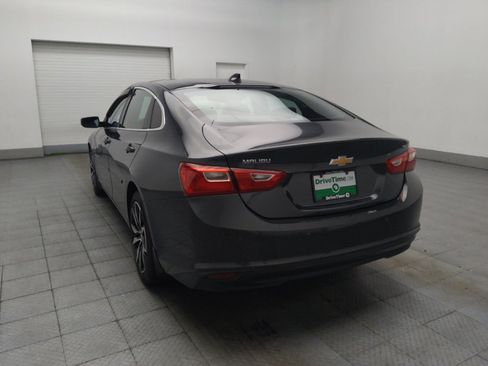 Used 2018 Chevrolet Malibu LT w/ Leather Package FWD image 5