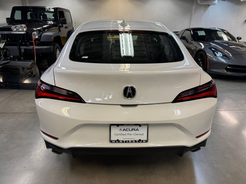 Certified 2025 Acura Integra FWD image 8