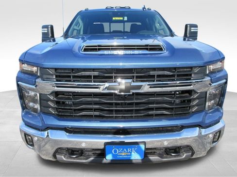 New 2026 Chevrolet Silverado 3500 LT w/ True North Edition AWD/4WD image 8