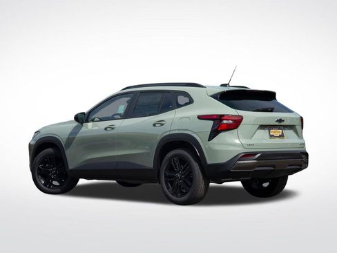 New 2026 Chevrolet Trax ACTIV w/ Sunroof Package FWD image 7