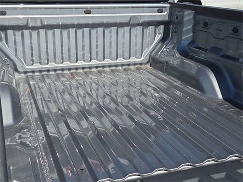 New 2025 Chevrolet Colorado LT image 11