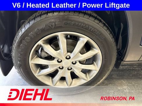Used 2018 Jeep Cherokee Limited AWD/4WD image 8