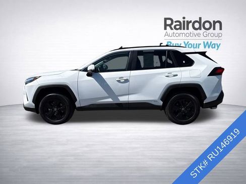 Used 2024 Toyota RAV4 XLE AWD/4WD image 4