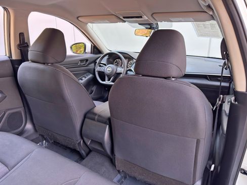 Used 2023 Nissan Altima 2.5 S FWD image 29