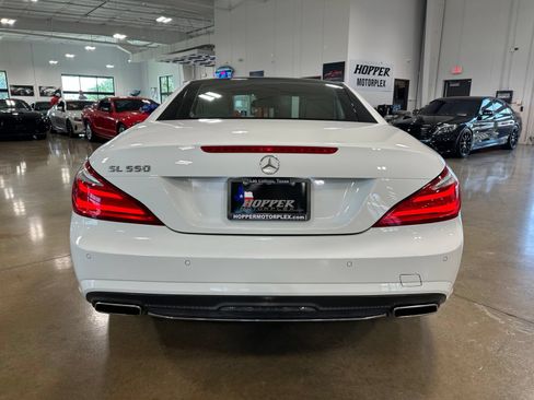 Used 2016 Mercedes-Benz SL 550 image 13