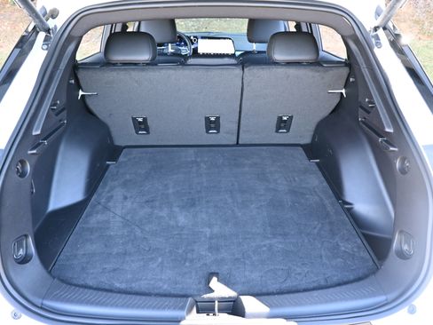 Used 2025 Chevrolet Equinox EV LT w/ Convenience Package image 18