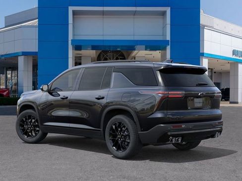 New 2026 Chevrolet Traverse LT w/ Midnight/Sport Edition image 3