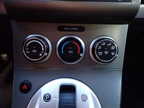 Used 2012 Nissan Sentra 2.0 SR w/ Convenience Pkg image 16