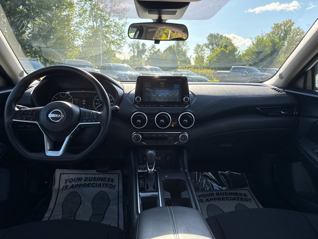 Used 2024 Nissan Sentra SV FWD image 21