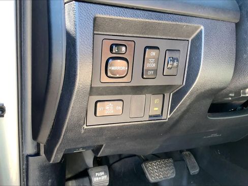 Used 2014 Toyota Tundra SR AWD/4WD image 34
