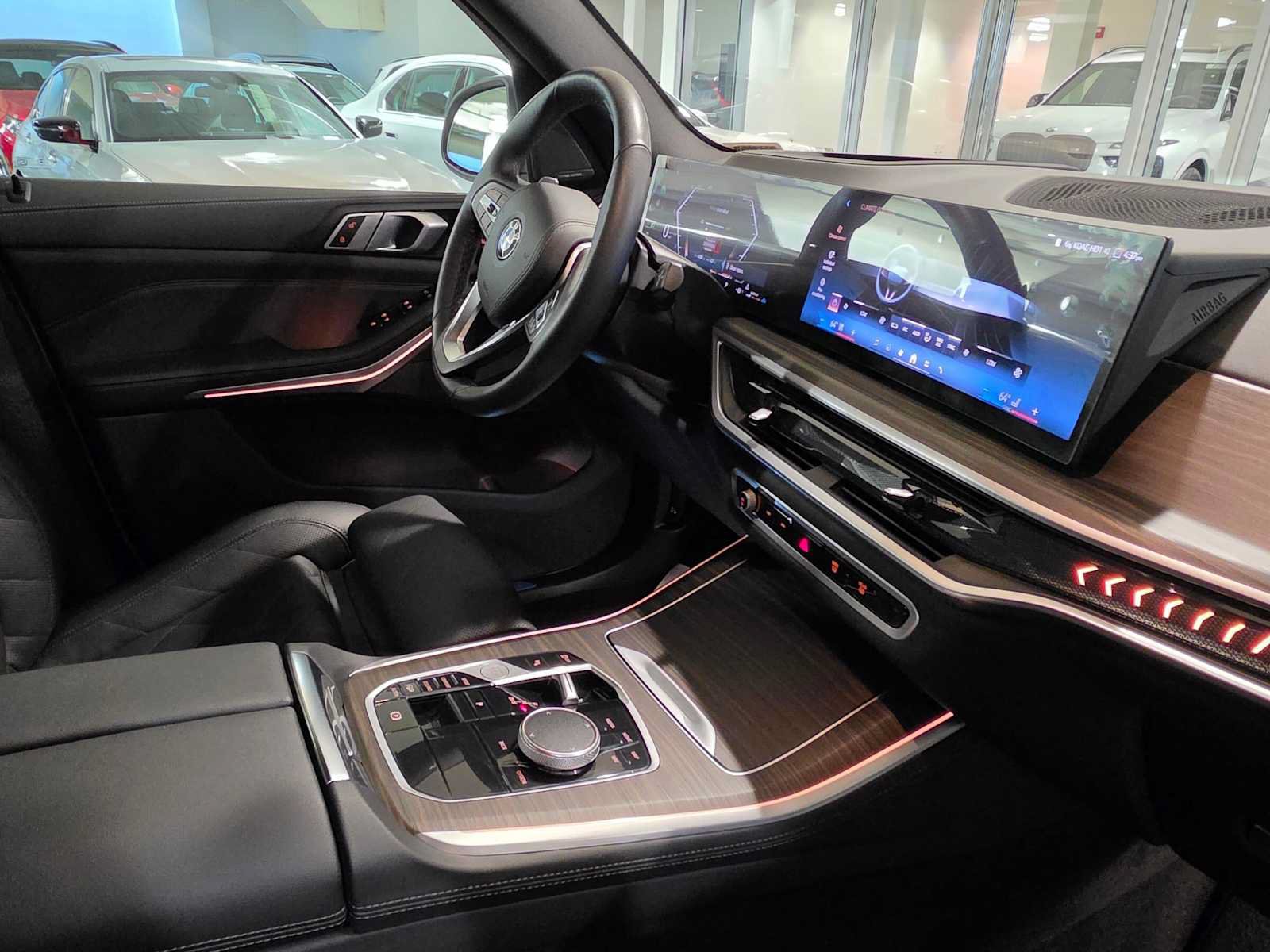 Used 2026 BMW X5 xDrive40i AWD/4WD image 11