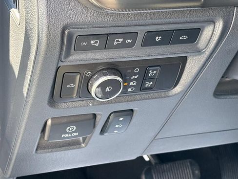 Used 2024 Ford F150 Platinum w/ FX4 Off-Road Package AWD/4WD image 29