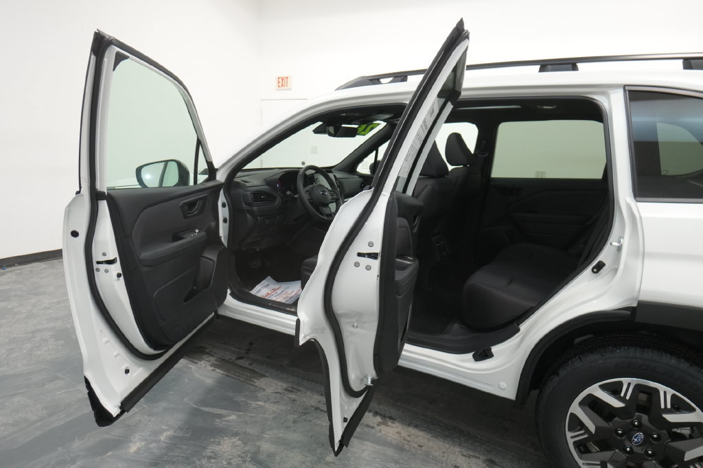 Used 2026 Subaru Forester Premium AWD/4WD image 24