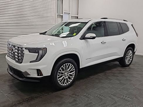 New 2026 GMC Acadia Denali w/ Super Cruise Package FWD image 4