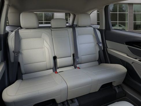 New 2026 Lincoln Nautilus Premier w/ Jet Appearance Package image 11