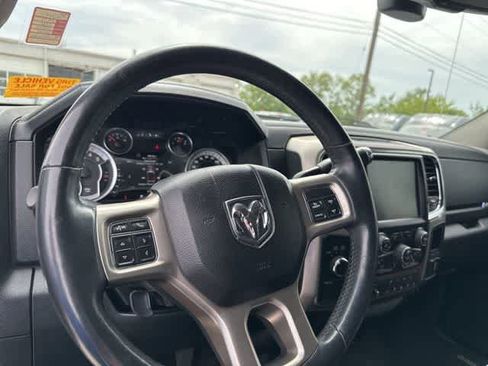 Used 2015 RAM 2500 Laramie AWD/4WD image 6