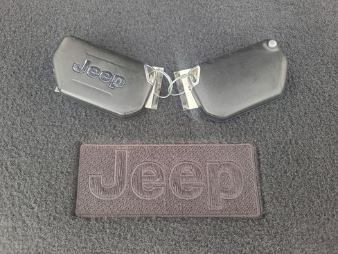 Used 2022 Jeep Wrangler Unlimited Sport AWD/4WD image 30