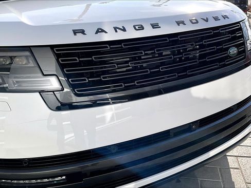 Certified 2025 Land Rover Range Rover Long Wheelbase SE AWD/4WD image 30