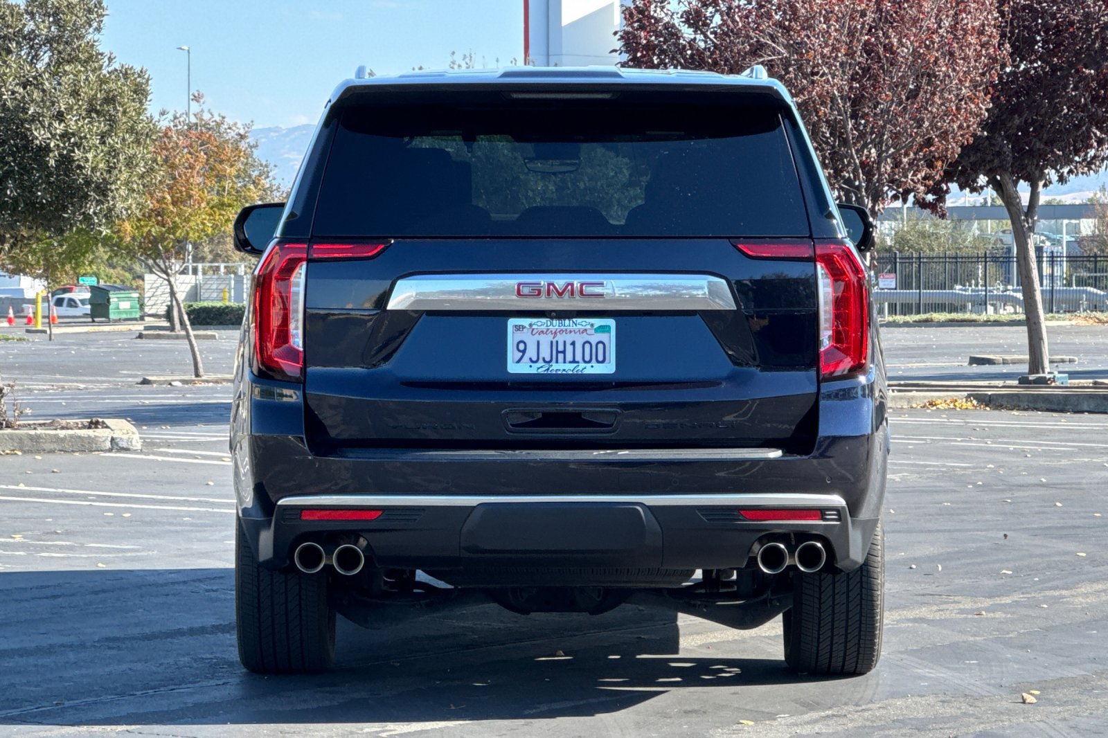 Used 2023 GMC Yukon Denali w/ Denali Reserve Package AWD/4WD image 5