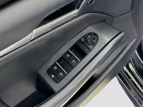 Used 2023 MAZDA MAZDA3 s image 20