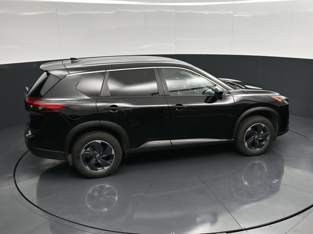 Used 2024 Nissan Rogue SV AWD/4WD image 36