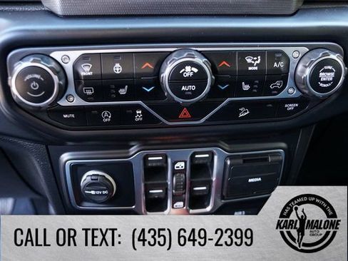 Used 2020 Jeep Wrangler Unlimited Willys image 23