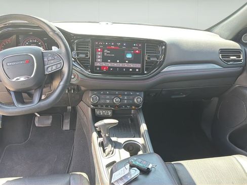 Used 2025 Dodge Durango GT AWD/4WD image 13