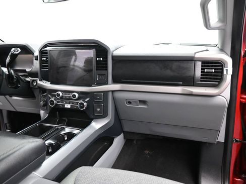 Used 2025 Ford F150 XLT w/ Equipment Group 301A Standard image 3