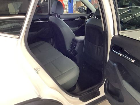 Certified 2024 Kia Seltos SX AWD/4WD image 16