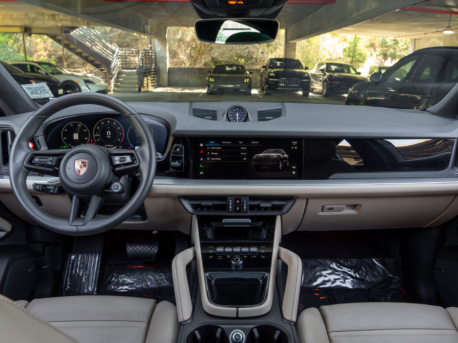 Certified 2026 Porsche Cayenne Coupe AWD/4WD image 41