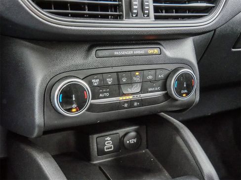 Used 2025 Ford Escape Active image 30