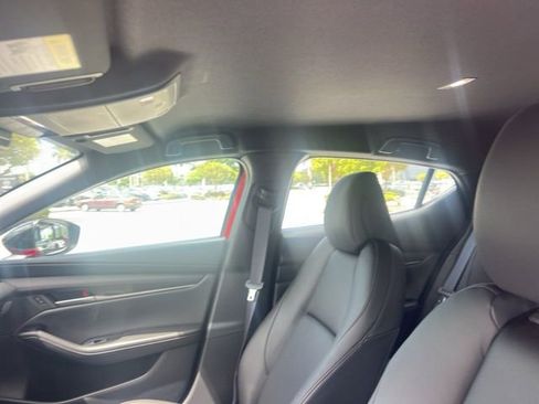 Certified 2025 MAZDA MAZDA3 s Sport image 32