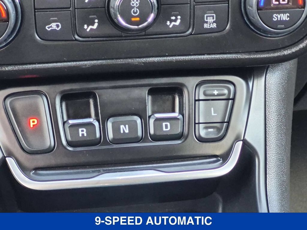 Used 2020 GMC Terrain SLE w/ Driver Convenience Package AWD/4WD image 28