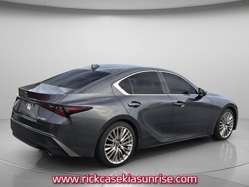 Used 2025 Lexus IS 300 w/ Premium Package RWD image 5