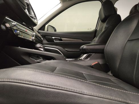 Used 2022 Kia Telluride EX w/ EX Premium Package FWD image 17