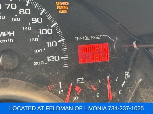 Used 2001 Chevrolet Camaro LT w/ Preferred Equipment Group 1 RWD image 8