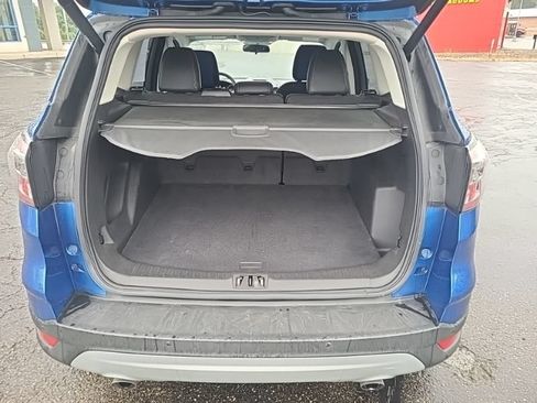 Used 2017 Ford Escape SE w/ SE Leather Comfort Package FWD image 11